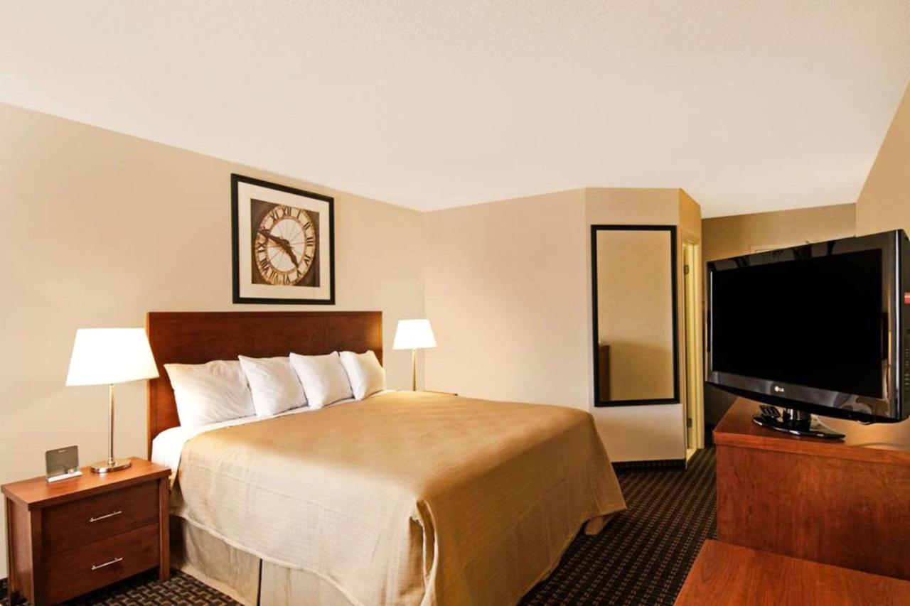 נורת ביי Quality Inn מראה חיצוני תמונה
